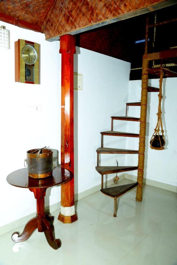 Valentine'S Rice Bowl Home Stay Alappuzha Exterior photo