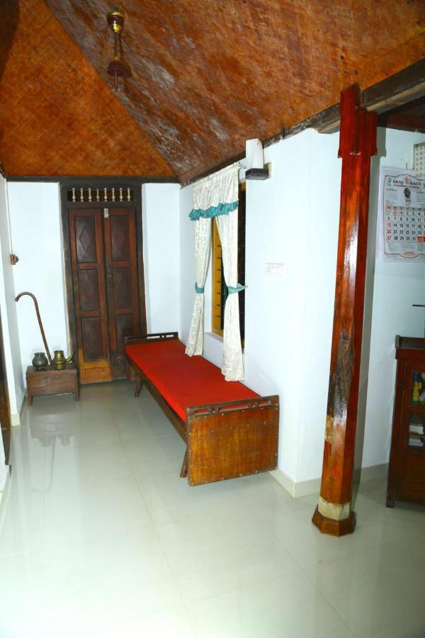 Valentine'S Rice Bowl Home Stay Alappuzha Exterior photo