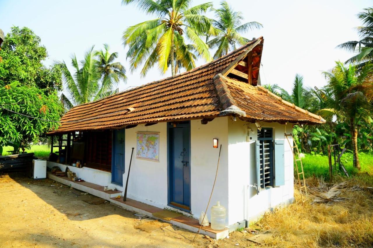 Valentine'S Rice Bowl Home Stay Alappuzha Exterior photo